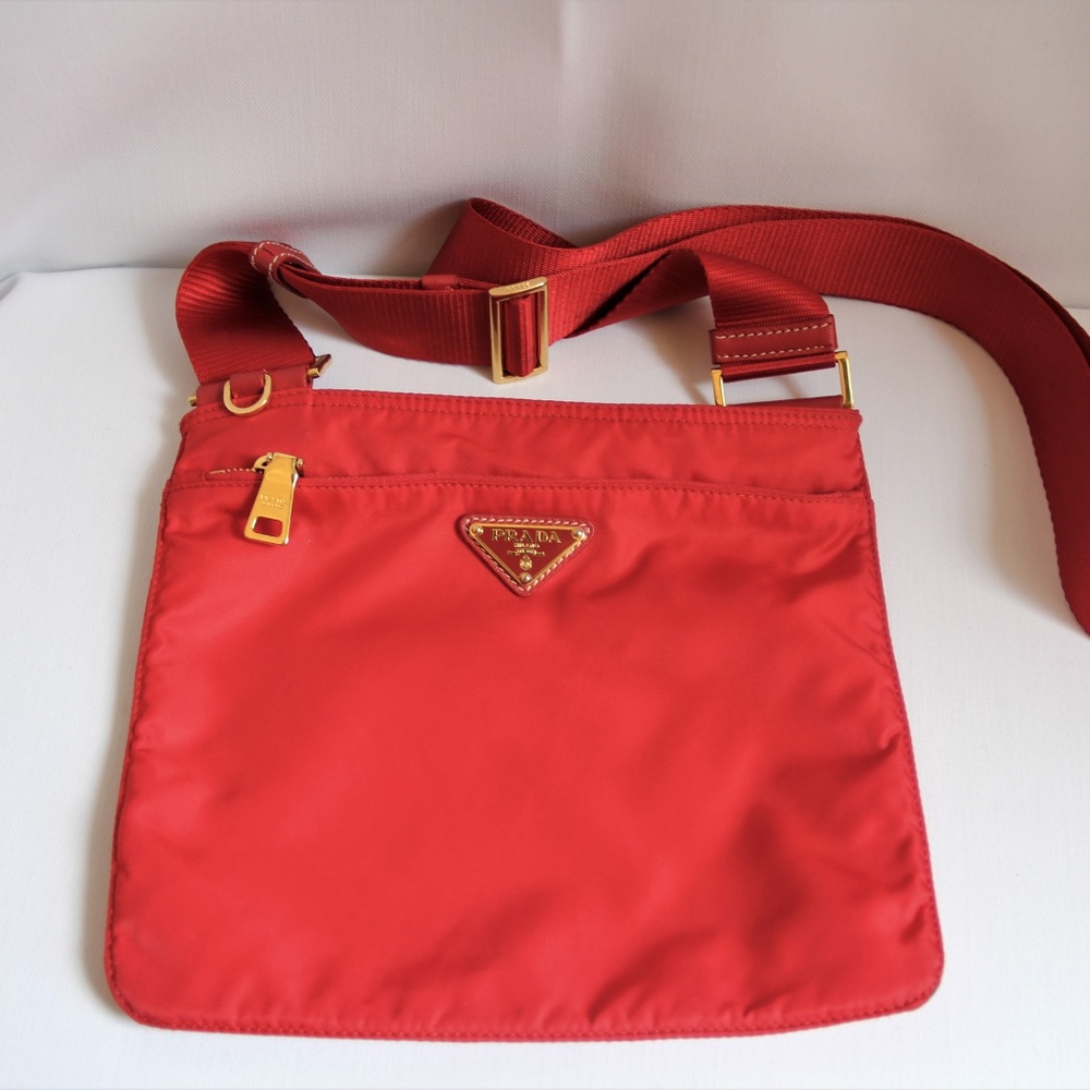 Prada Vela Small Nylon, with Calf Leather Bag - Picture 3 of 8